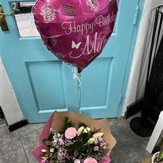 Hand tied and balloon 
