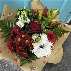 Christmas Bouquet Special - One Kiss